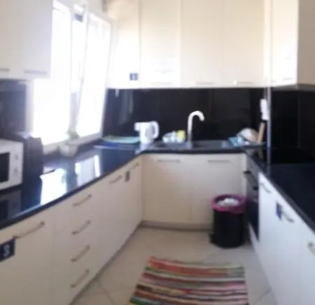 Guesthouse * 地拉那