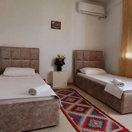 招待所 Guesthouse